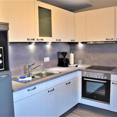 Bernstein Mare Rose Penthouse 1 Apartmán *